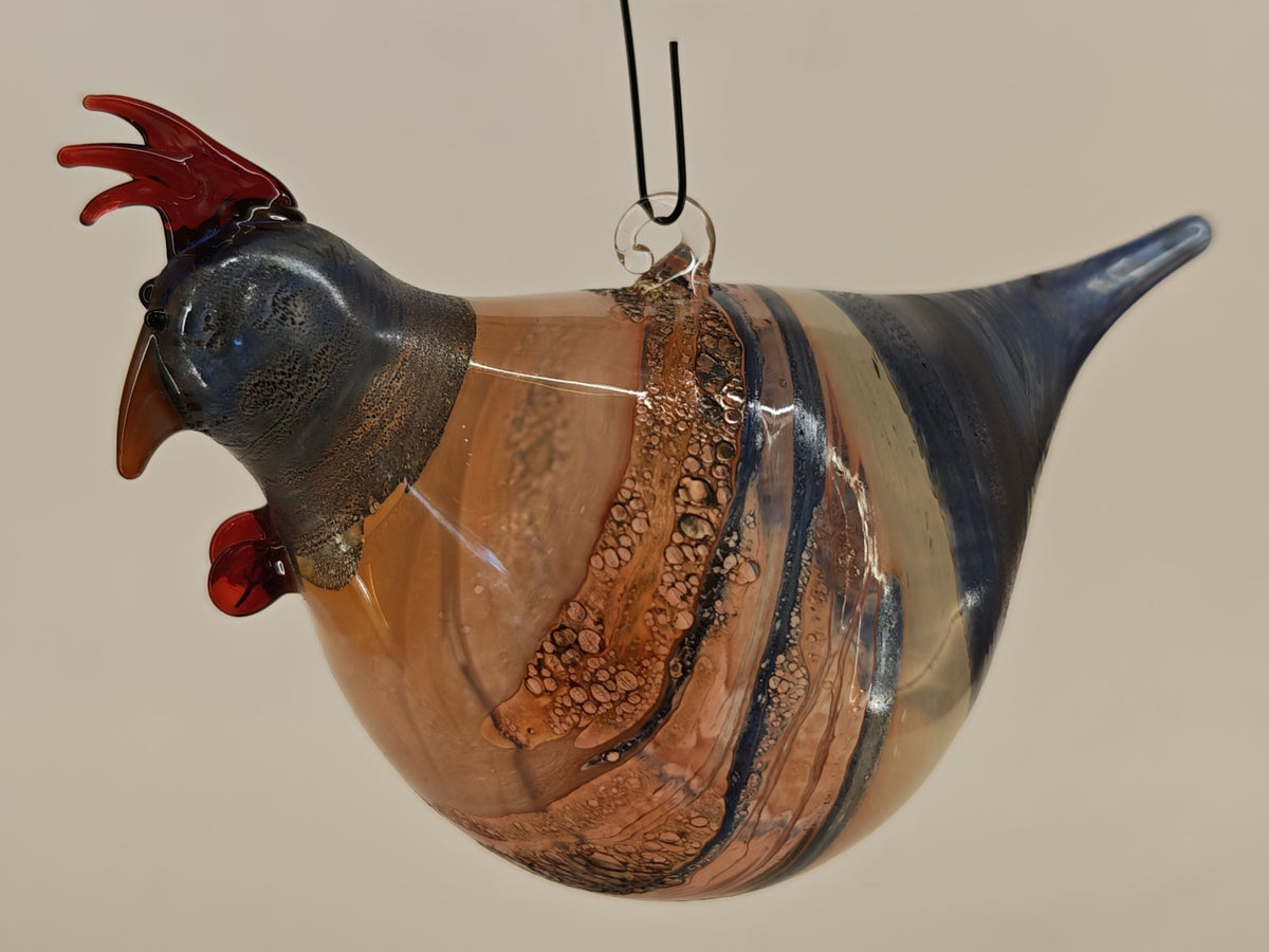 Hängendes Huhn aus Glas