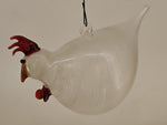 Hängendes Huhn aus Glas